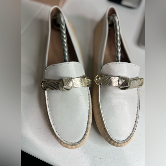 Cole Haan Driver Loafers Evelyn Bow Embossed Leather Shoes Women’s 10 Nude White - Picture 3 of 6